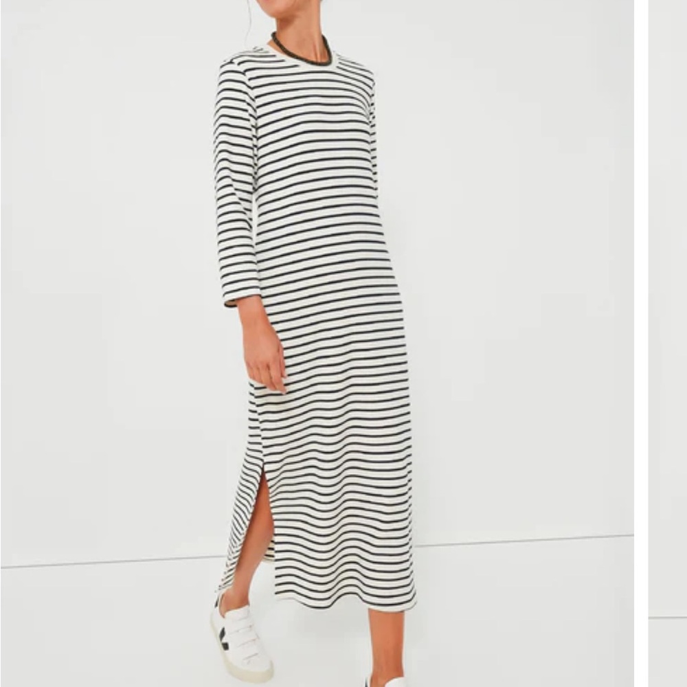 POMANDER PLACE- Navy Stripe Gio Maxi Dress